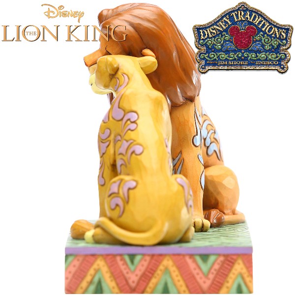 simba and nala statue